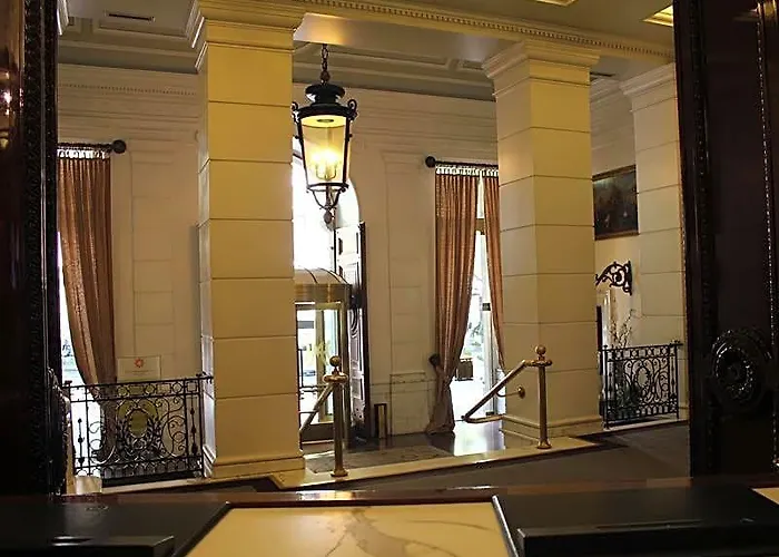 Отель Majestic Рим
