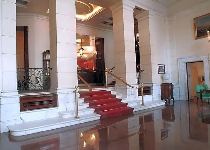 Majestic Hotel 5*