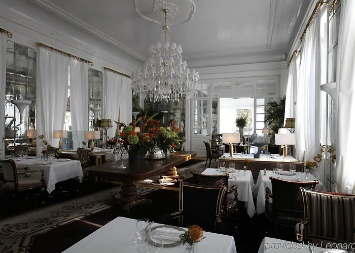 Отель Majestic 5*