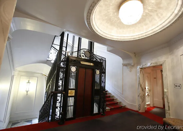Majestic Отель 5*
