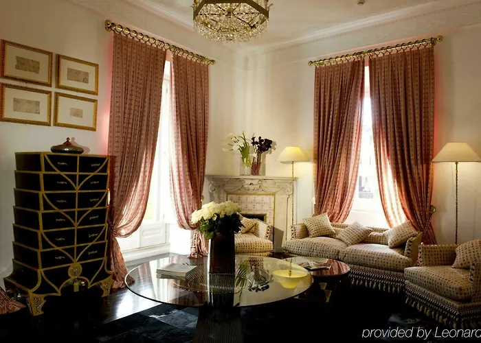 Отель Majestic 5*